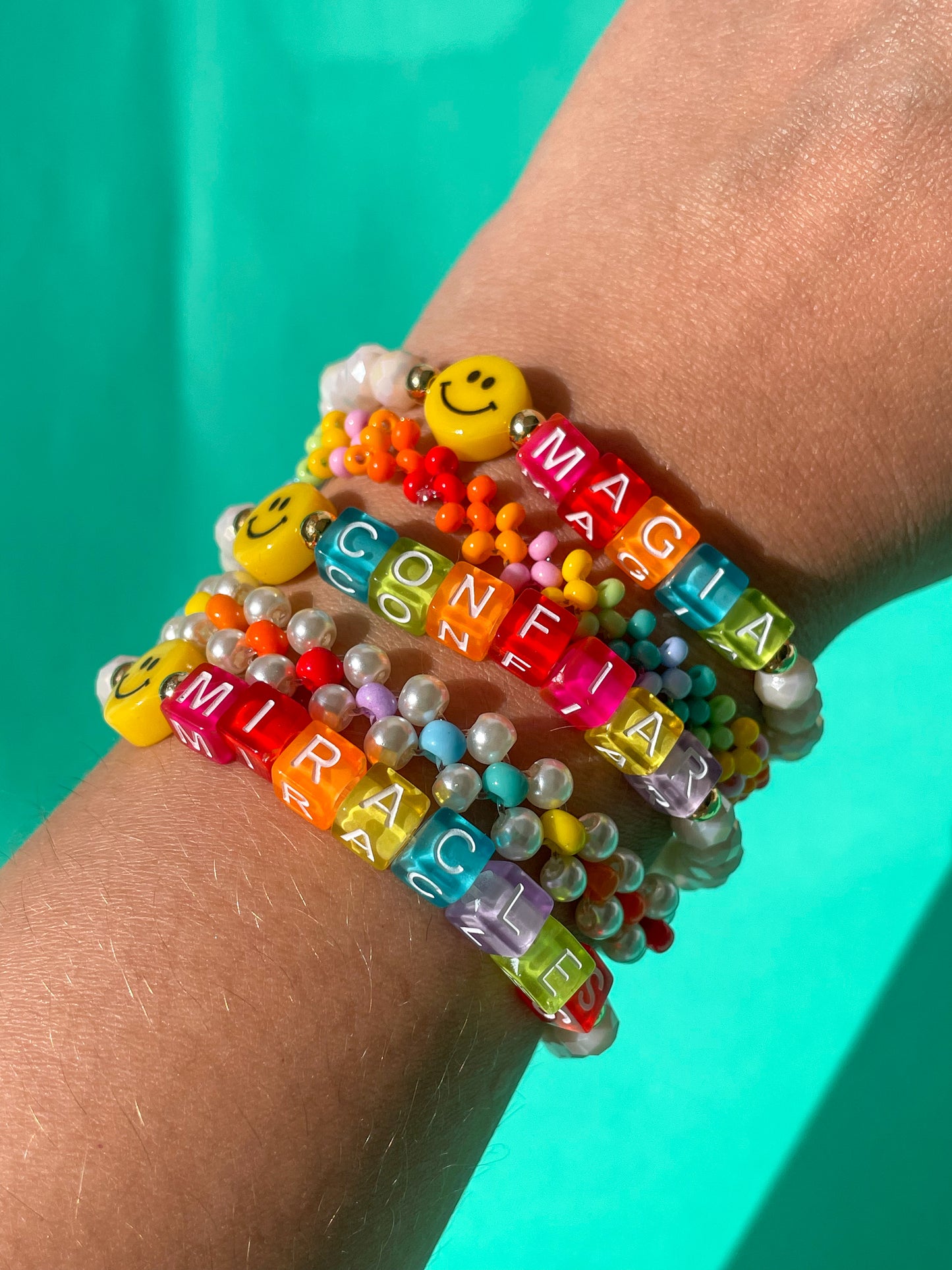 Manilla Smiley