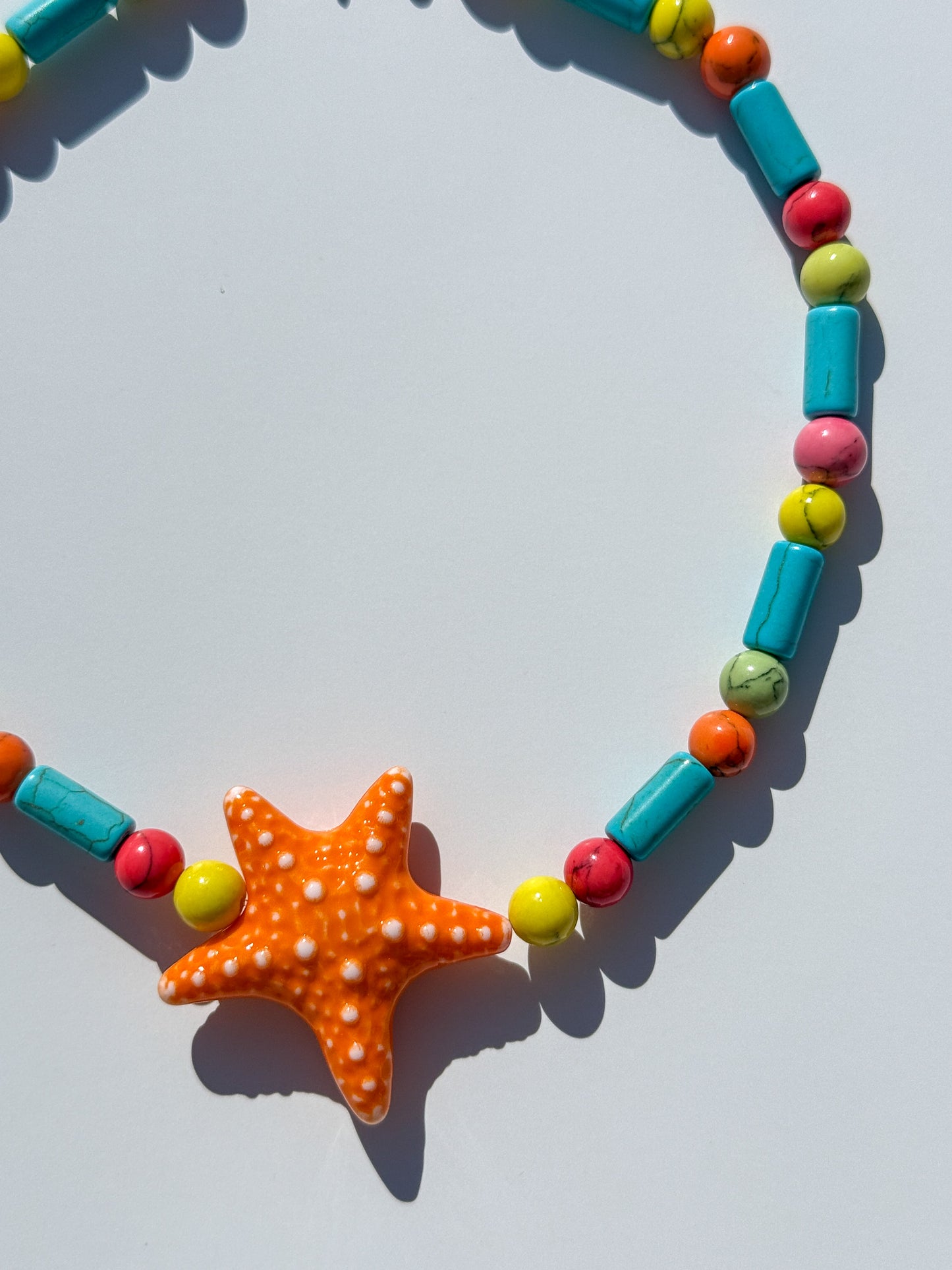 Collar Sunset Market